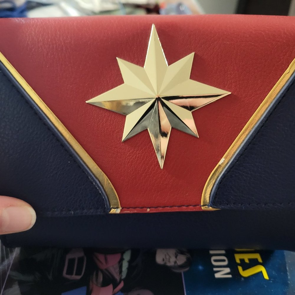 Captain marvel purse AND wallet ( carol Danvers )